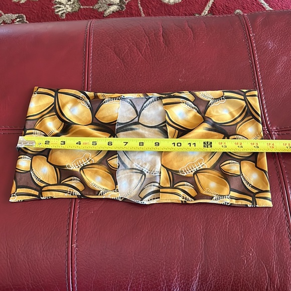 Textbook covers- camouflage and football - Picture 4 of 14